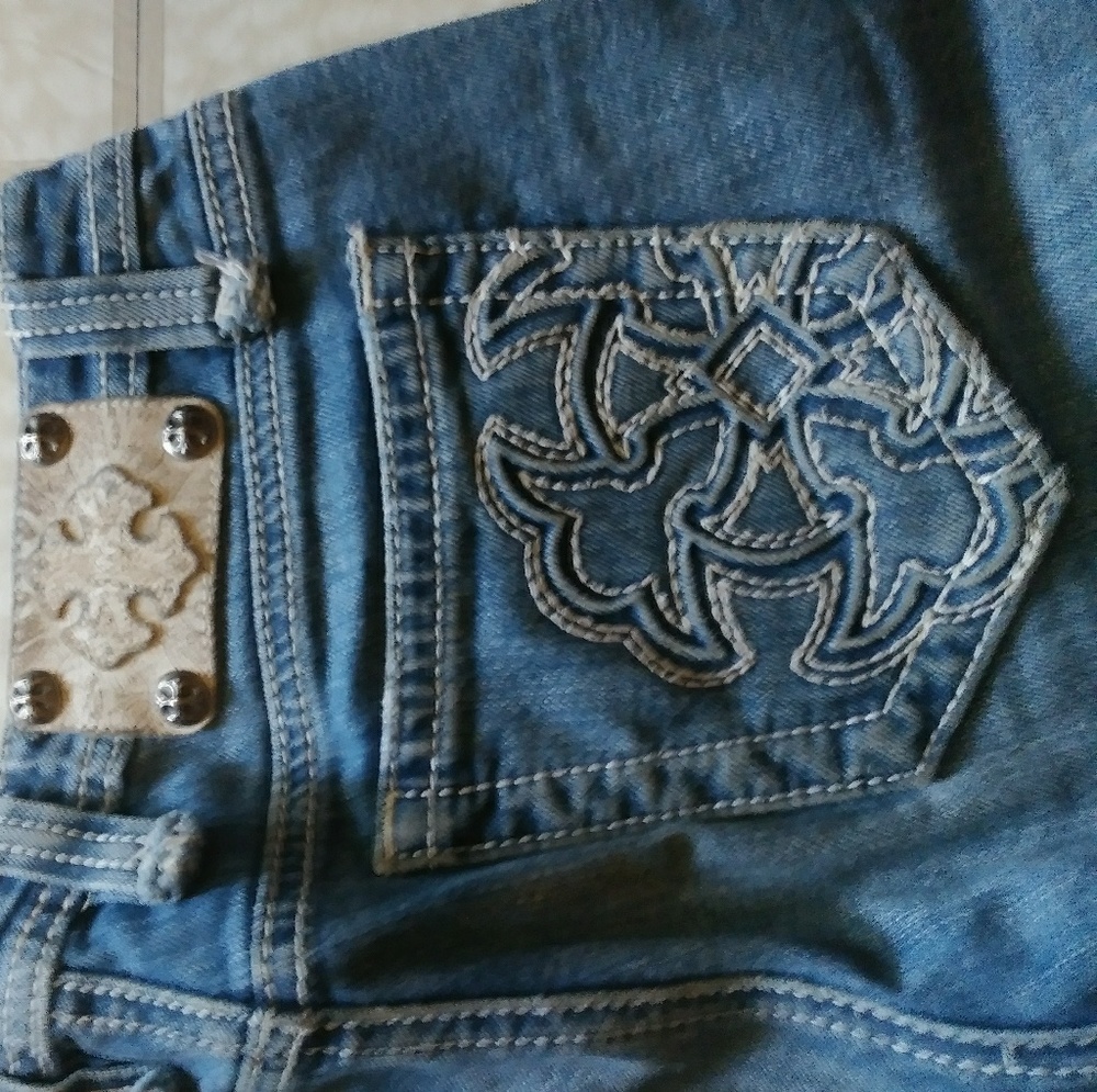 Jean Capri shorts